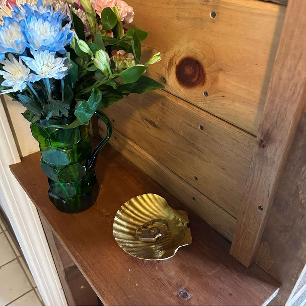 Seashell catchall dish - Picture 2 of 4